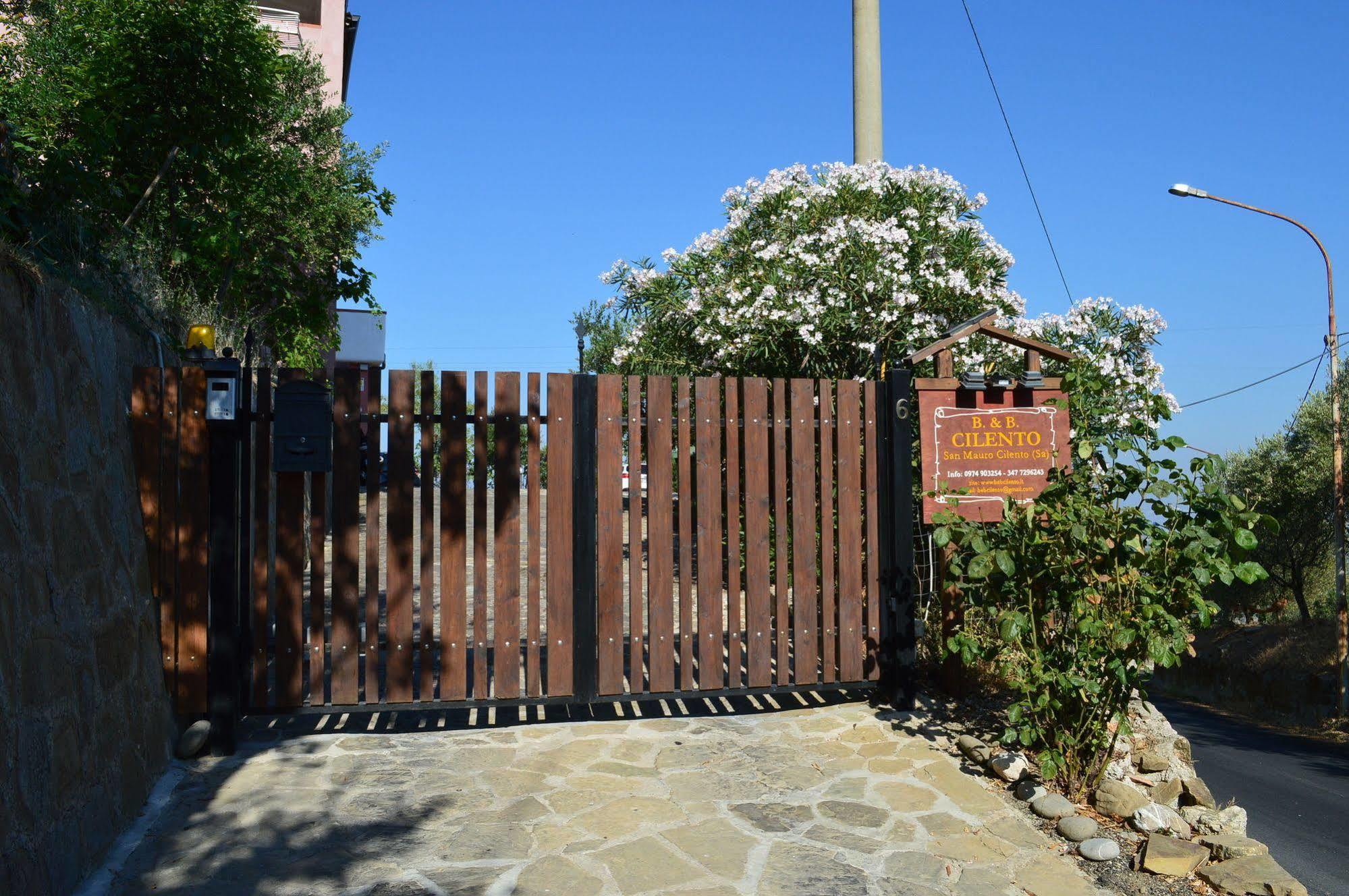 לינה וארוחת בוקר סן מאורו צ'ילנטו Cilento מראה חיצוני תמונה